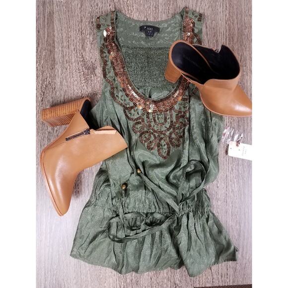 NWT forever XXI green sequin tunic - Picture 1 of 6